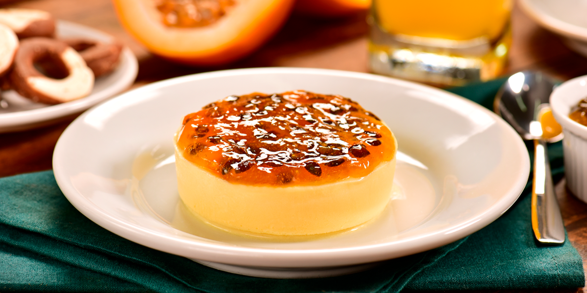 Tortinha de maracujá com refresco