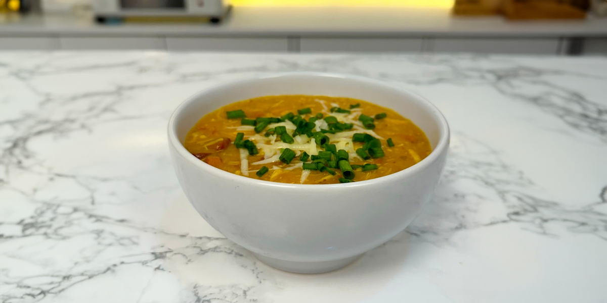 Caldo de mandioca com frango