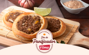 Esfiha de carne temperada