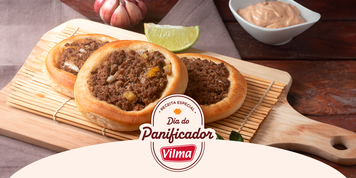 Esfiha de carne temperada