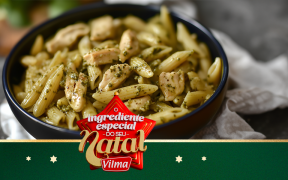 Macarrão com frango e pesto (massa prática)